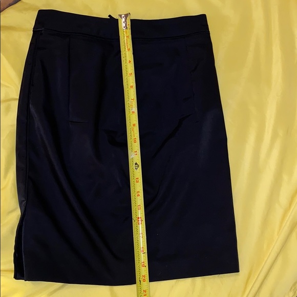 H&M skirt in black color/ size 34 /polyester m - Picture 3 of 11